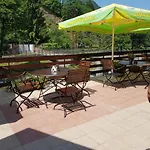 Family Fedora Hotel 2*