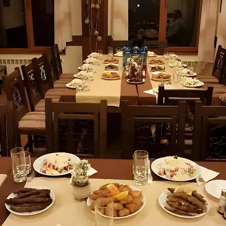 Family Fedora Hotel Ribarița