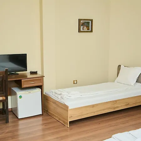 Family Fedora Otel 2*