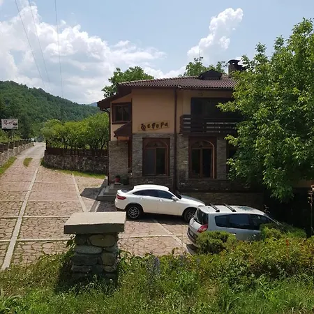 Family Fedora 2* Ribarița